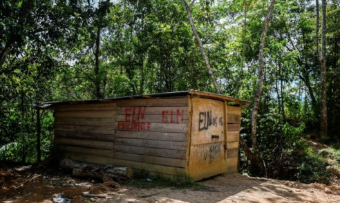 Fotógrafo de AFP desmiente a Duque sobre supuesta imagen del ELN en Venezuela Latinoamérica