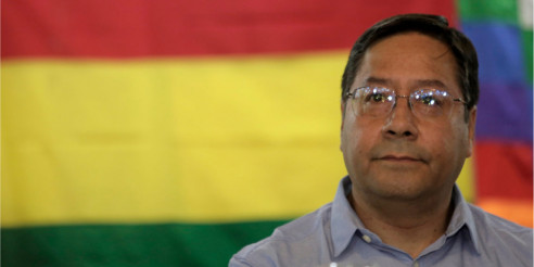 Candidato del MAS denuncia que gobierno de facto destruye economía y empobrece a bolivianos Latinoamérica
