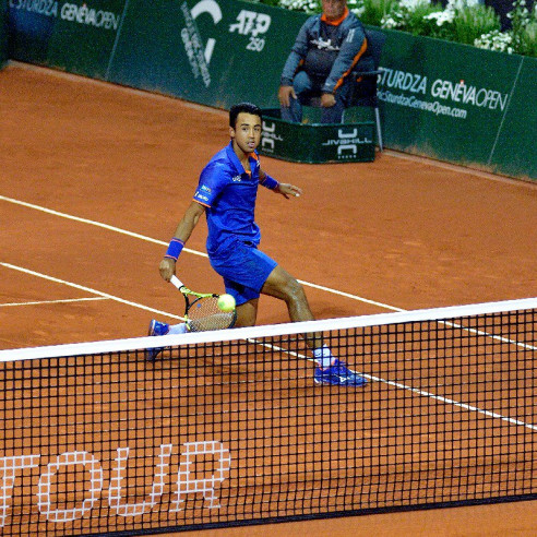 Evo Morales felicita al tenista Hugo Dellien por su victoria en el Roland Garros Deportes