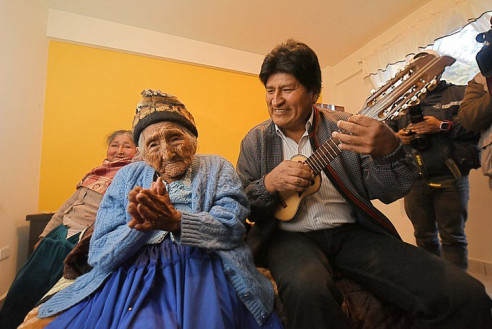A sus 118 años es dueña de una casa por primera vez Latinoamérica