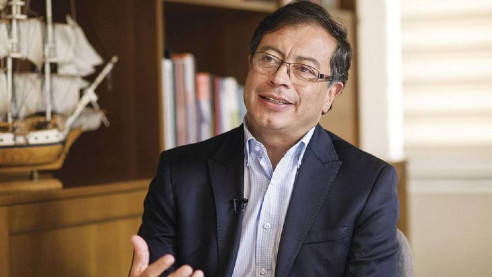 Gustavo Petro: La estrategia de Uribe siempre fue usar el miedo de la gente para obtener votos Entrevistas