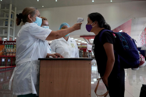 En Cuba preparan las condiciones biosanitarias para la reapertura de sus fronteras marítimas y aéreas Latinoamérica
