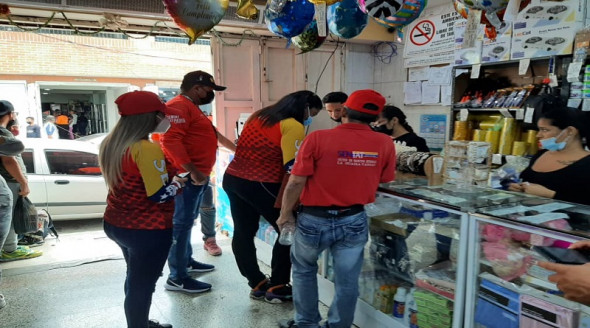 Comercios deben emitir factura legal Venezuela
