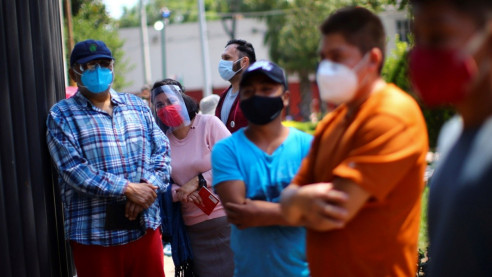 OPS pide con urgencia más vacunas para combatir Covid-19 en América Latina Latinoamérica