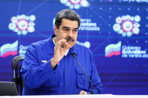Maquinaria 1x10 ayudaría a cogobernar Venezuela