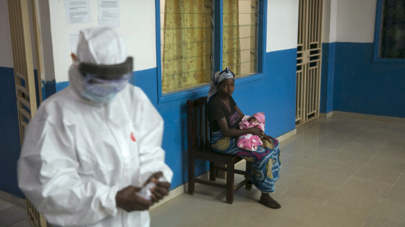 OMS alerta a 6 países de África por posible propagación del ébola tras registrarse brote en Guinea Mundo