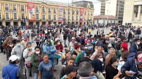 Pandemia se aceleró en Colombia al superar los 40.000 muertos por COVID-19 Latinoamérica