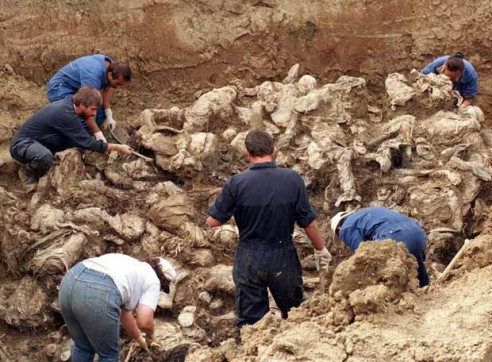 Encuentran la fosa clandestina con más cuerpos localizada hasta el momento en Jalisco, México Latinoamérica