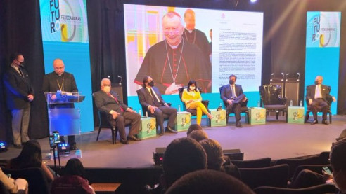 Maduro le reclama al Vaticano por enviar carta 