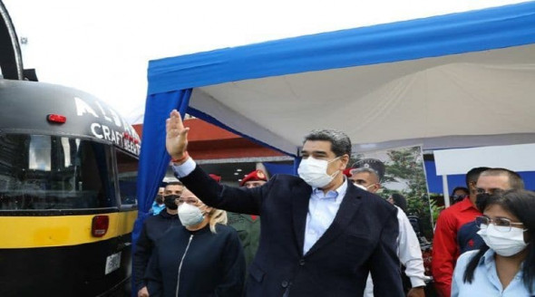 Presidente Maduro visitó Feria de emprendimientos Venezuela