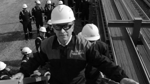 ¡Arden las petroleras! Macri se hunde más con su desesperada medida populista Latinoamérica