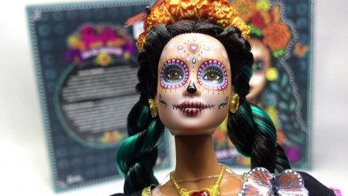 Critican a la Barbie Catrina de Mattel por monetizar la mayor tradición cultural de México México