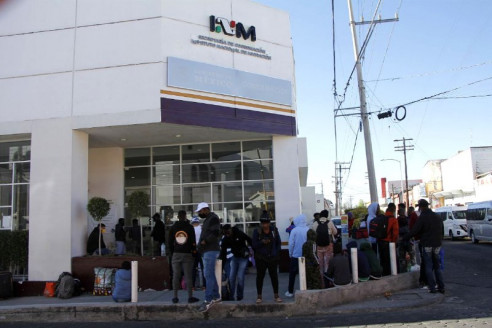 México rompe su propio récord en detención de migrantes México