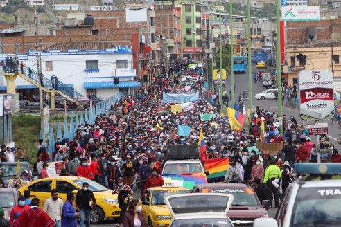 Indígenas marcharon en Ecuador y entregaron a autoridades pliego con demandas Latinoamérica