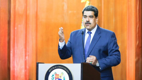 Tras nuevas sanciones, Maduro da 72 horas a embajadora de la UE para que abandone el país Latinoamérica