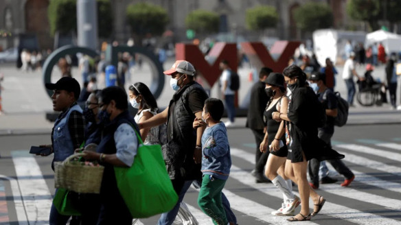 Levanta CDMX uso obligatorio de cubrebocas en espacios abiertos México