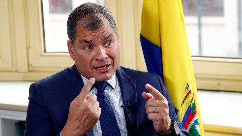 Tribunal de Ecuador da un paso más en la guerra jurídica contra Correa y le ratifica prisión preventiva Latinoamérica