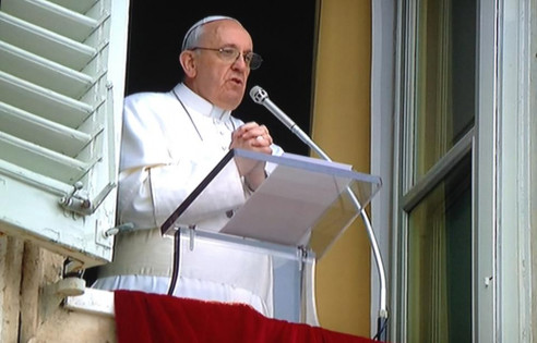 El papa llamó al