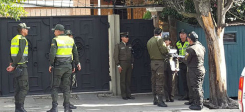 México en alerta por el riesgo de una incursión armada en su embajada en Bolivia Latinoamérica
