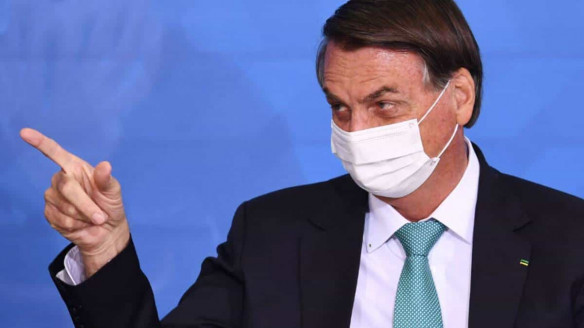 Bolsonaro no financiará proyectos culturales que exijan al público certificado de vacunación Latinoamérica