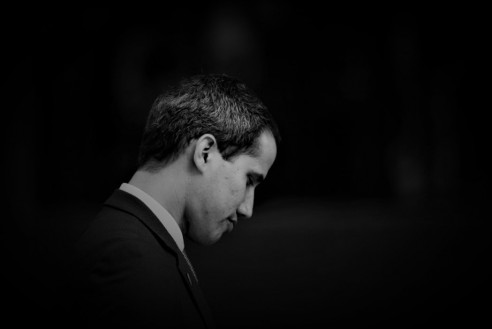Diario ABC de España: Guaidó quedó 'fuera de juego' Reportajes & Investigación
