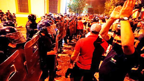 Un muerto y ocho heridos en Paraguay por brutal represión a protesta que exige renuncia del Presidente %