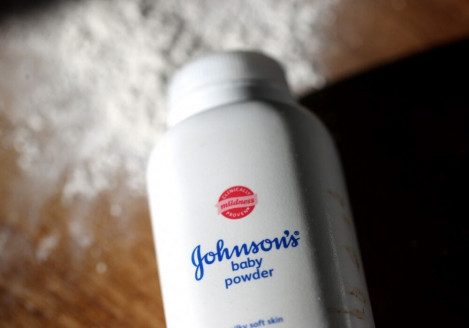 Johnson & Johnson anuncia que no fabricará más talco para bebés Actualidad
