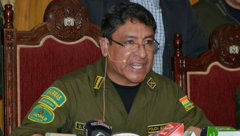 (Video) Renuncia comandante de la policía de Bolivia Latinoamérica