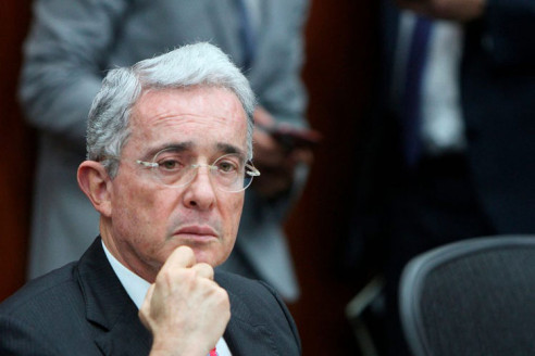 Fiscalía General de Colombia rechaza solicitud de libertad presentada por defensa de Uribe Latinoamérica