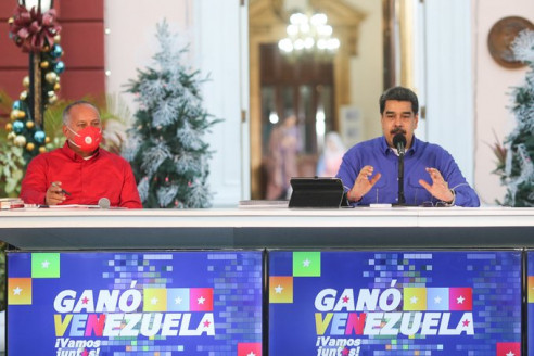 Maduro dice que nuevo Parlamento debe convocar una gran mesa de diálogo Latinoamérica