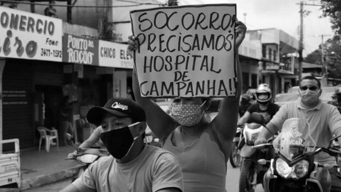 Brasil rompe sus propios récords de COVID-19 en una primera ola interminable Reportajes & Investigación