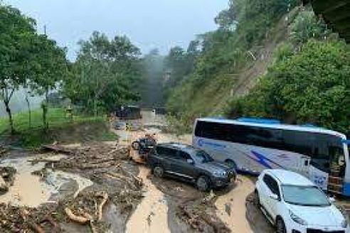 Muertos y desaparecidos ocasionan avalanchas por torrenciales lluvias en Colombia y Guatemala Latinoamérica