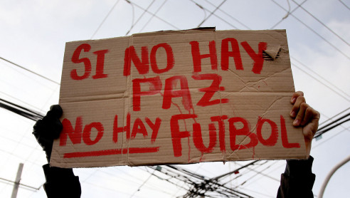 Futbolistas colombianos piden suspender los partidos y solicitan al gobierno de Duque que atienda los reclamos de los manifestantes Actualidad
