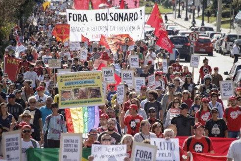 Brasil: Cámara baja aprueba reforma privatizadora de sistema de pensiones Latinoamérica