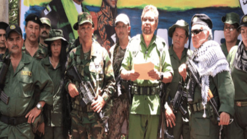 FARC tacha de “calumnia” denuncias sobre sus nexos con Venezuela Latinoamérica