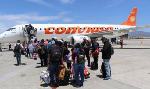 Vuelta a la Patria afina planificación para regreso de venezolanos de Chile, Ecuador y Perú por vía aérea Latinoamérica