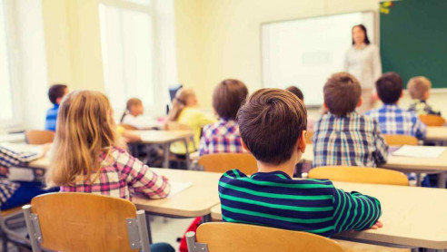Fundación Alejandro Márquez González de pie contra el grooming en escuelas de Venezuela Latinoamérica