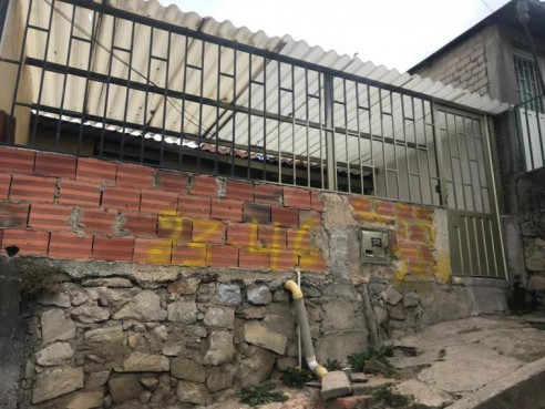 (Video) Encuentran 'casa de pique' en Bogotá donde habrían desmembrado a venezolanos Latinoamérica