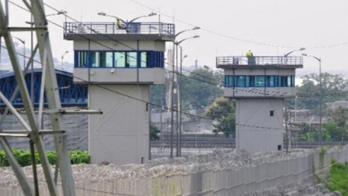 Ecuador: Motín en centro penitenciario culmina con 9 fallecidos Latinoamérica