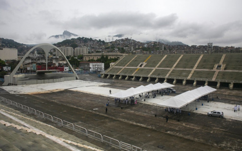Sambódromo de Río de Janeiro transformado en centro de vacunación contra Covid-19 Latinoamérica