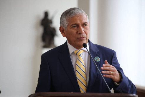 Expertos electorales del Ceela aseguran que comicios del 21-N cumplieron con parámetros internacionales Latinoamérica