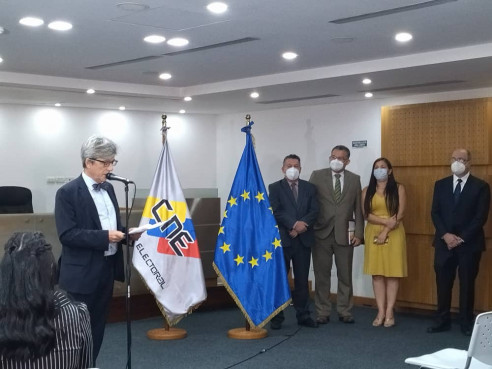Misión de Observación Electoral de la Unión Europea firmó acuerdo de veeduría de cara a las megaelecciones venezolanas Portada