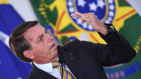 En el peor momento de la pandemia, Bolsonaro asegura que 