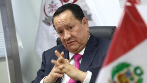 Perú: Jurado Nacional Electoral suspende a magistrado Luis Arce Córdova Actualidad