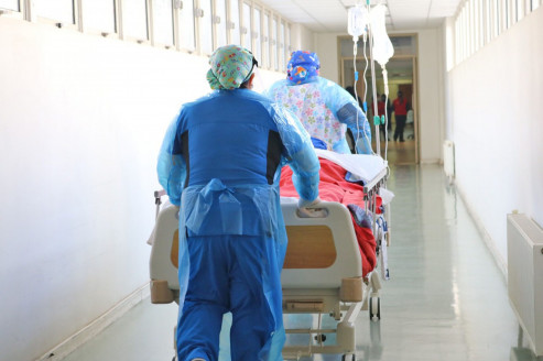 Colapso sanitario en BioBío: Solo quedan disponibles 10 camas en la UCI para atender a pacientes con Covid-19 Chile