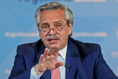 Alberto Fernández defendió en Europa el diálogo en Venezuela y fustigó bloqueo a países de América Latina Argentina