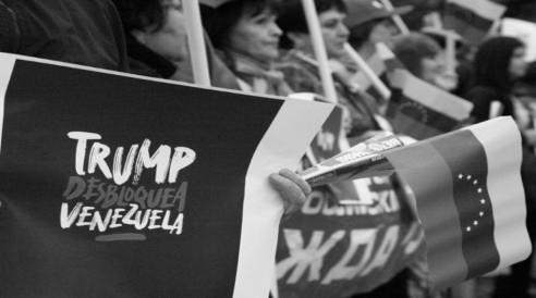 Maduro resiste tras dos años de asedio de Trump contra Venezuela Reportajes & Investigación