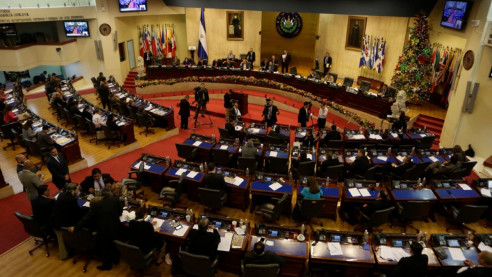 Corte Suprema de El Salvador declara inconstitucional decreto sobre extensión del estado de emergencia Latinoamérica