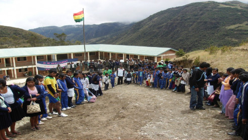 Colegios privados en Bolivia cobran