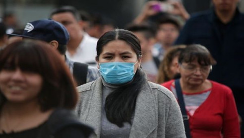 México supera los 69 mil muertos por COVID-19 y exsecretarios de Salud ofrecen 